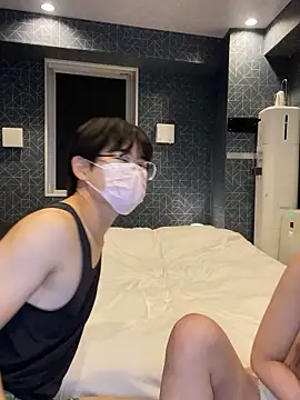 OnlyHentai JP online show from November 14, 2025, 1:21 pm