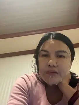 Snapshot of Qt889999 chatting on November 1, 2025, 2:41 pm Qt889999 online show from November 1, 2025, 2:41 pm