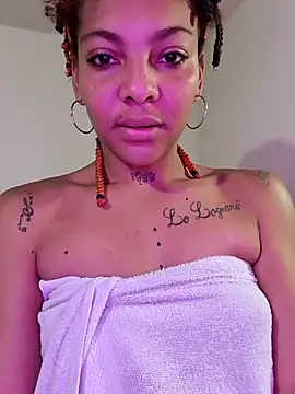 Snapshot of leona_sumiza chatting on November 4, 2025, 6:51 pm leona sumiza online show from November 4, 2025, 6:51 pm