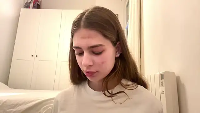 EastLuna online show from April 26, 2026, 5:32 pm