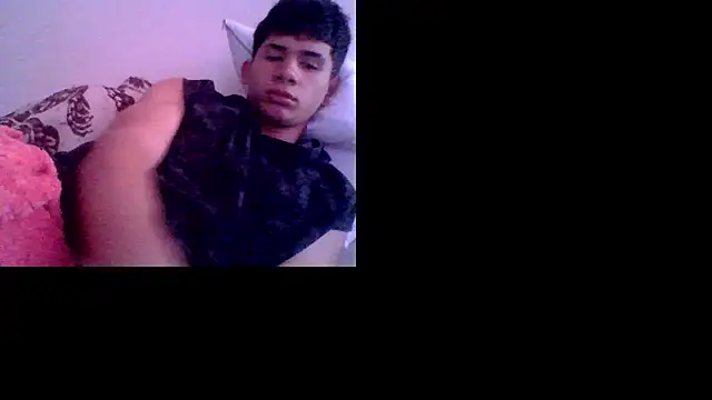 Snapshot of adriuth_699 chatting on January 11, 2026, 8:58 pm adriuth 699 online show from January 11, 2026, 8:58 pm