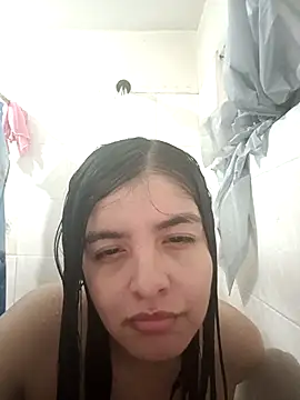 Snapshot of Tatimari chatting on November 13, 2025, 5:56 pm Tatimari online show from November 13, 2025, 5:56 pm