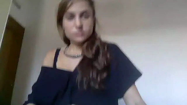 Snapshot of SinnEmily chatting on November 3, 2025, 2:29 pm SinnEmily online show from November 3, 2025, 2:29 pm