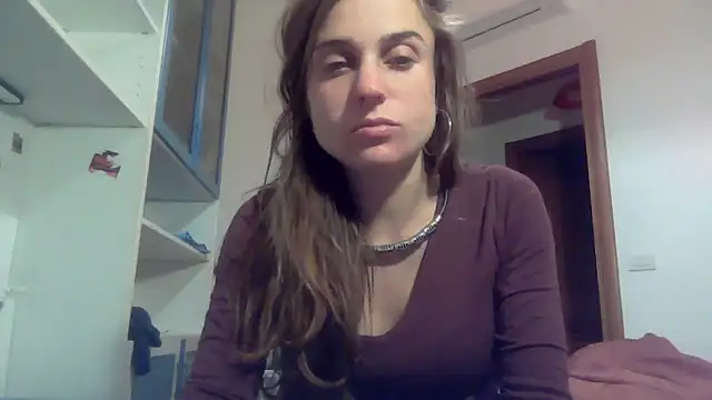 Snapshot of SinnEmily chatting on December 16, 2025, 10:15 pm SinnEmily online show from December 16, 2025, 10:15 pm