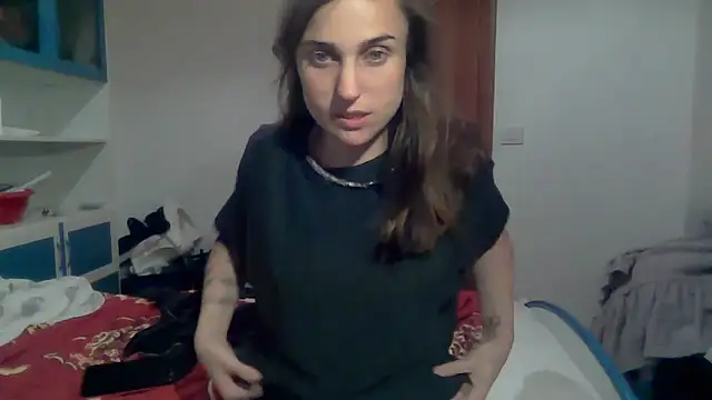 SinnEmily online show from April 9, 2026, 7:52 pm