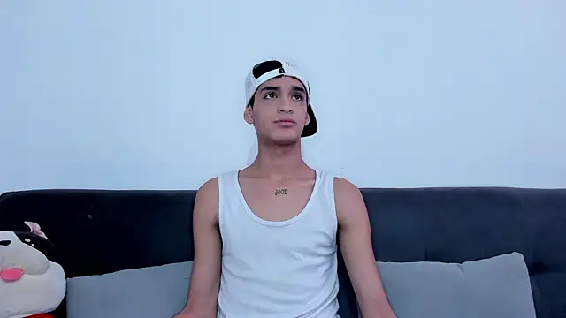 Snapshot of StevennParker chatting on October 27, 2025, 6:56 pm StevennParker online show from October 27, 2025, 6:56 pm