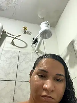 Snapshot of transnovata065 chatting on October 26, 2025, 9:21 pm transnovata065 online show from October 26, 2025, 9:21 pm