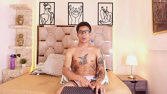 Andrew Haalls online show from February 21, 2026, 9:05 pm