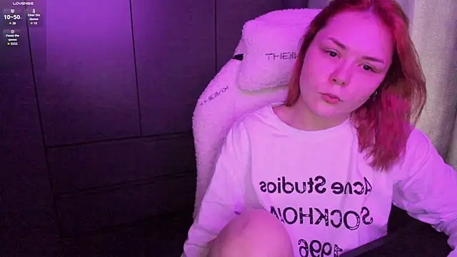 Snapshot of sophia_lix chatting on June 16, 2026, 12:35 am sophia lix online show from June 16, 2026, 12:35 am