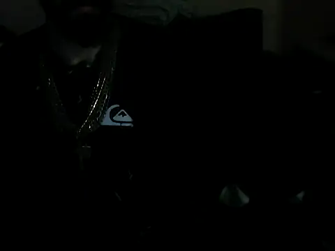 giovanift111 online show from November 13, 2025, 10:08 pm