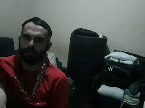 giovanift111 online show from April 18, 2026, 6:28 am