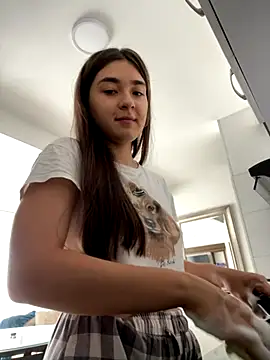 Valentina ro online show from November 1, 2025, 4:20 pm