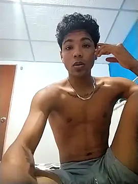 Snapshot of Alex_Sweeting chatting on February 12, 2026, 4:57 pm Alex Sweeting online show from February 12, 2026, 4:57 pm