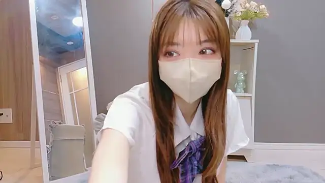Sana-jpn online show from May 4, 2026, 8:21 am