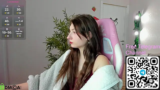 Snapshot of May_Yam chatting on December 23, 2025, 1:14 am May Yam online show from December 23, 2025, 1:14 am