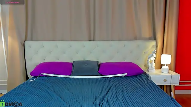 May Yam online show from April 6, 2026, 1:03 am