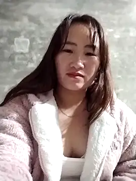 emini-xx online show from December 16, 2025, 2:33 pm