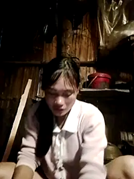 Snapshot of doggy-00 chatting on March 21, 2026, 11:26 am doggy-00 online show from March 21, 2026, 11:26 am