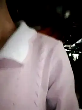 Snapshot of doggy-00 chatting on April 2, 2026, 5:27 am doggy-00 online show from April 2, 2026, 5:27 am