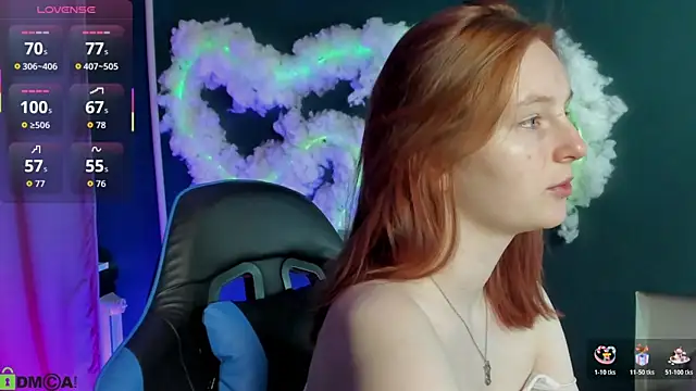 AngelWisee online show from December 18, 2025, 3:01 am