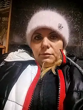 Lana-murr online show from January 10, 2026, 8:32 pm