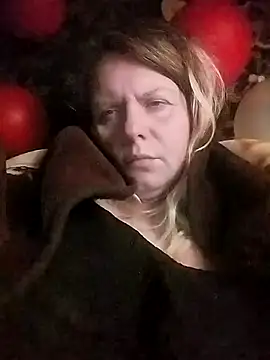 Lana-murr online show from February 24, 2026, 6:17 pm