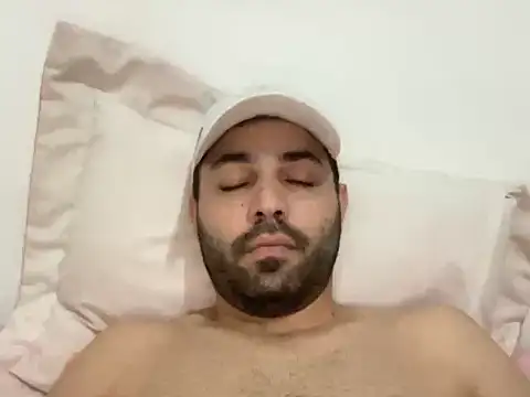 HotCamBRxh online show from October 28, 2025, 1:36 pm