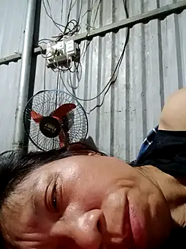 bella-la online show from November 14, 2025, 9:35 pm