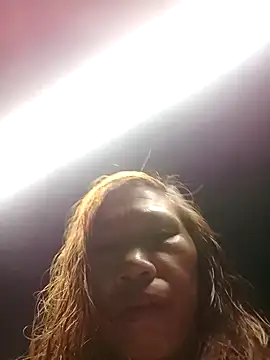 bella-la online show from February 18, 2026, 12:50 am