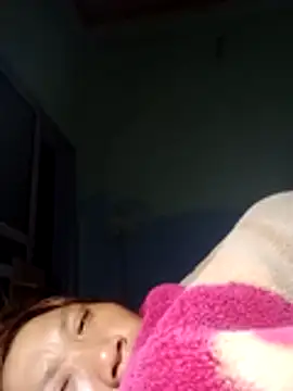 bella-la online show from February 28, 2026, 9:27 pm