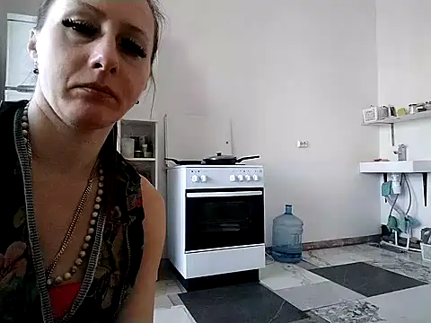 Snapshot of Anneta280671 chatting on June 23, 2026, 8:12 am Anneta280671 online show from June 23, 2026, 8:12 am