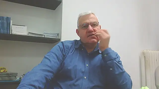 Snapshot of Diegoriv71 chatting on January 8, 2026, 7:32 am Diegoriv71 online show from January 8, 2026, 7:32 am