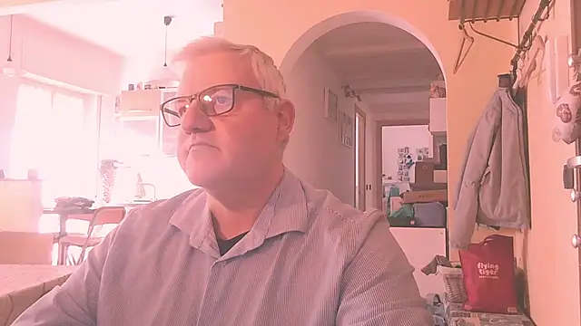 Snapshot of Diegoriv71 chatting on February 1, 2026, 9:41 am Diegoriv71 online show from February 1, 2026, 9:41 am