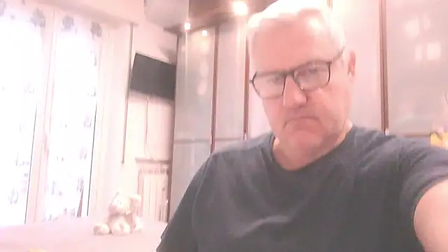 Snapshot of Diegoriv71 chatting on February 6, 2026, 7:12 am Diegoriv71 online show from February 6, 2026, 7:12 am