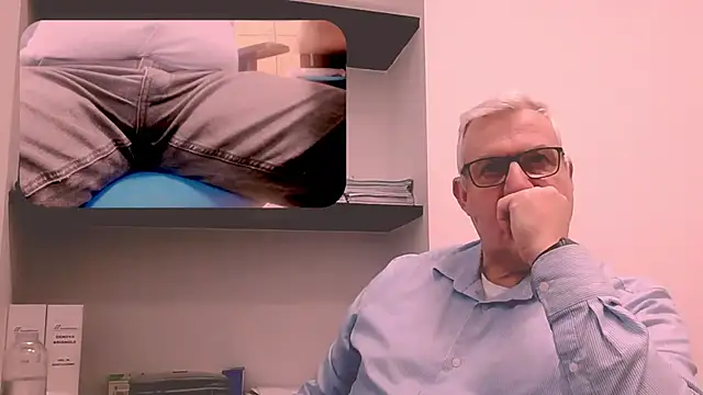 Snapshot of Diegoriv71 chatting on February 13, 2026, 11:50 am Diegoriv71 online show from February 13, 2026, 11:50 am