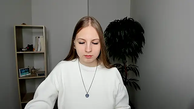 SuziGroody online show from October 29, 2025, 5:53 am