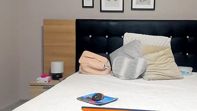 Snapshot of valeryablack chatting on November 28, 2025, 7:27 pm valeryablack online show from November 28, 2025, 7:27 pm