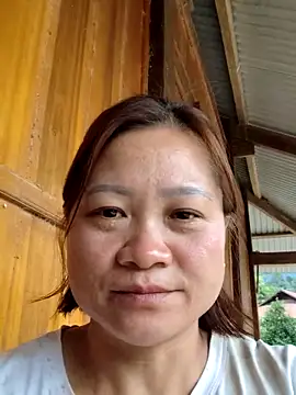 Snapshot of Nana_xinh chatting on November 5, 2025, 6:24 am Nana xinh online show from November 5, 2025, 6:24 am