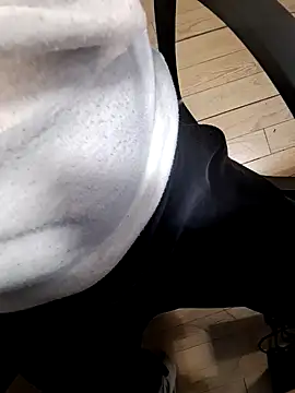 EchoVibe 86 online show from April 24, 2026, 2:52 pm