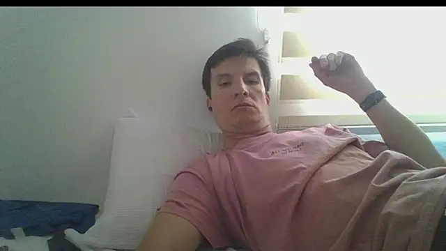 Snapshot of carliesexyman chatting on October 28, 2025, 4:53 pm carliesexyman online show from October 28, 2025, 4:53 pm