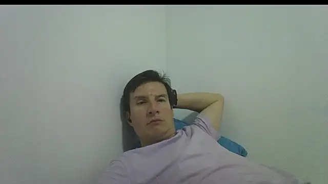 Snapshot of carliesexyman chatting on November 6, 2025, 2:56 am carliesexyman online show from November 6, 2025, 2:56 am