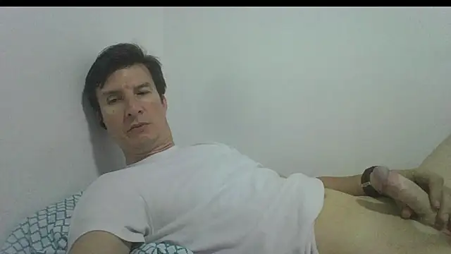 Snapshot of carliesexyman chatting on November 30, 2025, 5:55 am carliesexyman online show from November 30, 2025, 5:55 am