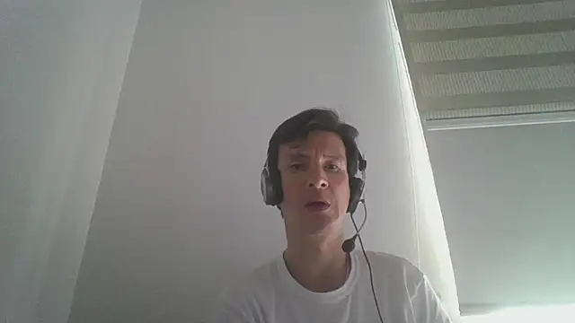 Snapshot of carliesexyman chatting on December 4, 2025, 6:49 pm carliesexyman online show from December 4, 2025, 6:49 pm