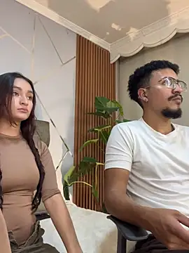 Noa N Luxy online show from November 11, 2025, 4:01 am