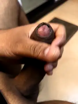 Snapshot of djdick20 chatting on December 15, 2025, 3:44 am djdick20 online show from December 15, 2025, 3:44 am