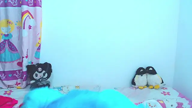 Snapshot of Miiku_kita chatting on October 31, 2025, 11:50 pm Miiku kita online show from October 31, 2025, 11:50 pm