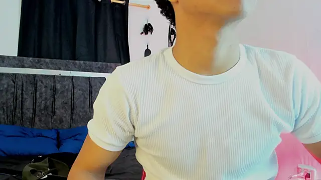 Maximiliano Khalil online show from December 4, 2025, 7:33 pm