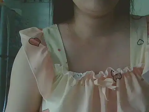 Snapshot of -Lisa-123 chatting on November 27, 2025, 12:46 am -Lisa-123 online show from November 27, 2025, 12:46 am