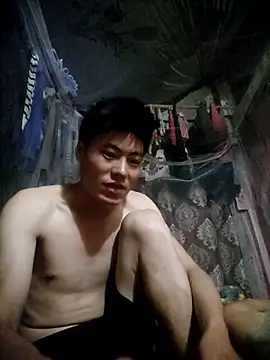 -Nathann- online show from April 18, 2026, 2:10 pm