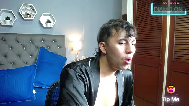 Snapshot of paul_myller chatting on November 1, 2025, 3:52 am paul myller online show from November 1, 2025, 3:52 am